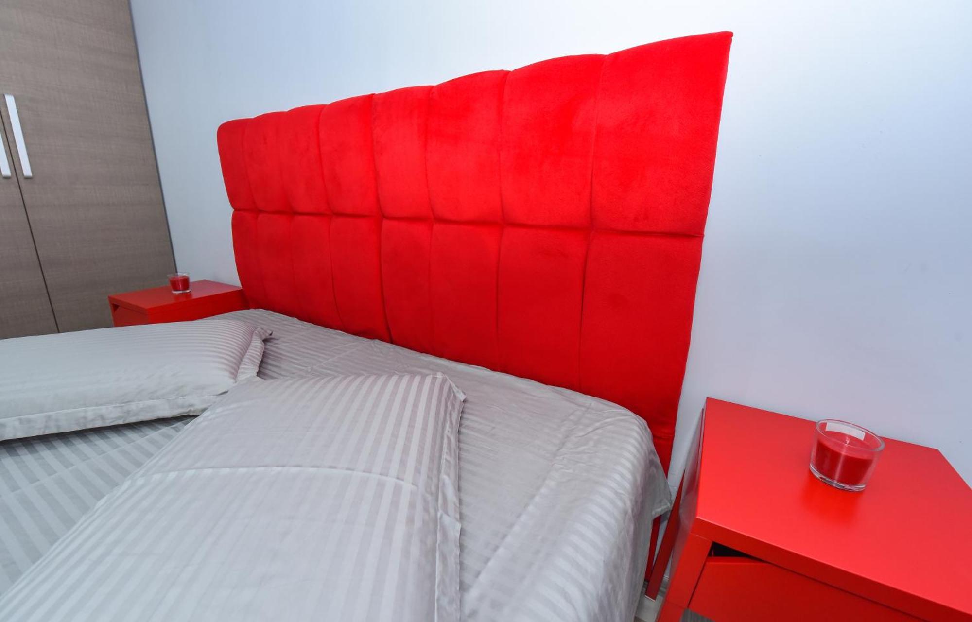 Dracula Adventure Tours Accommodation Bucureşti Eksteriør bilde