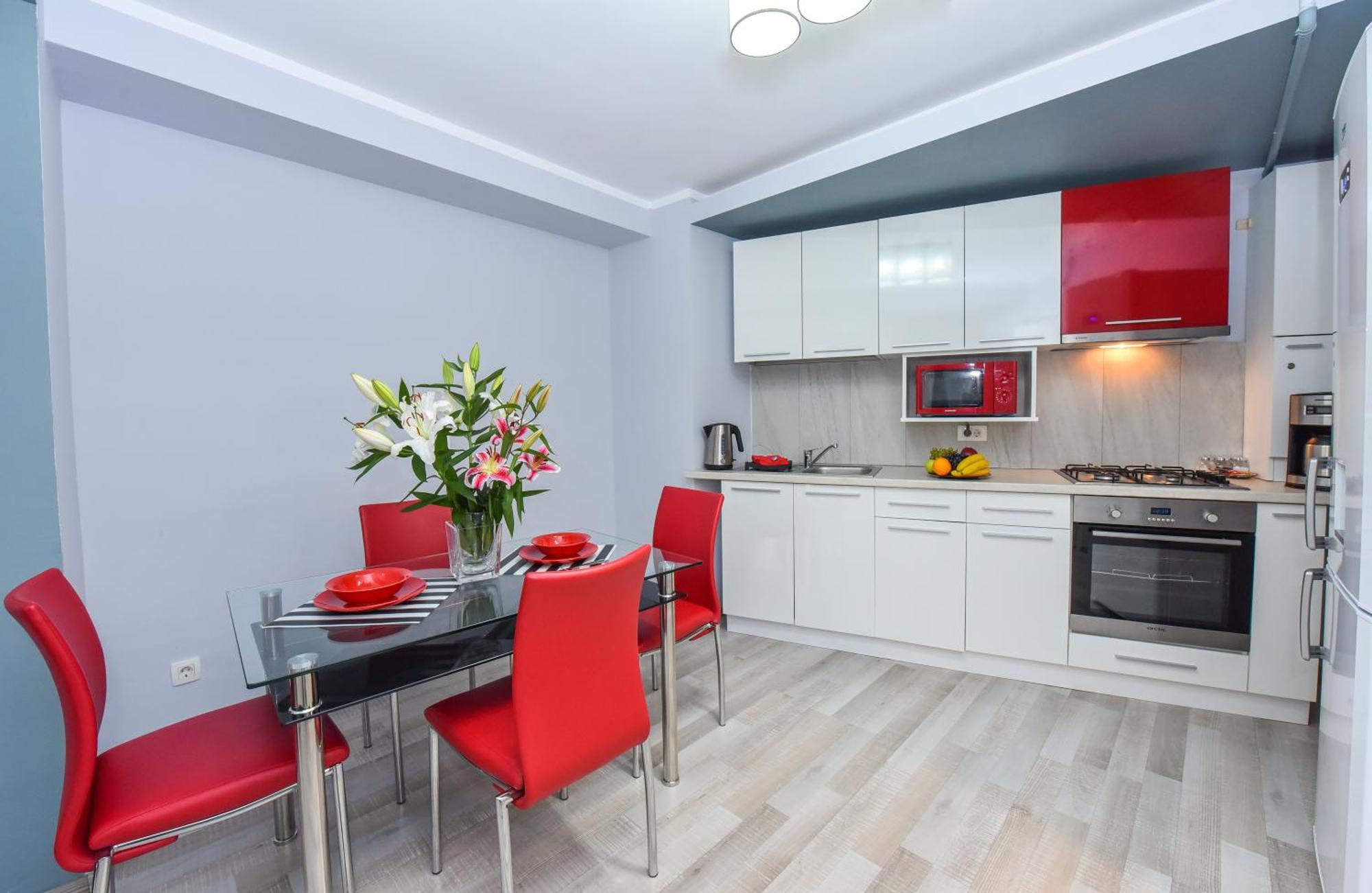 Dracula Adventure Tours Accommodation Bucureşti Eksteriør bilde