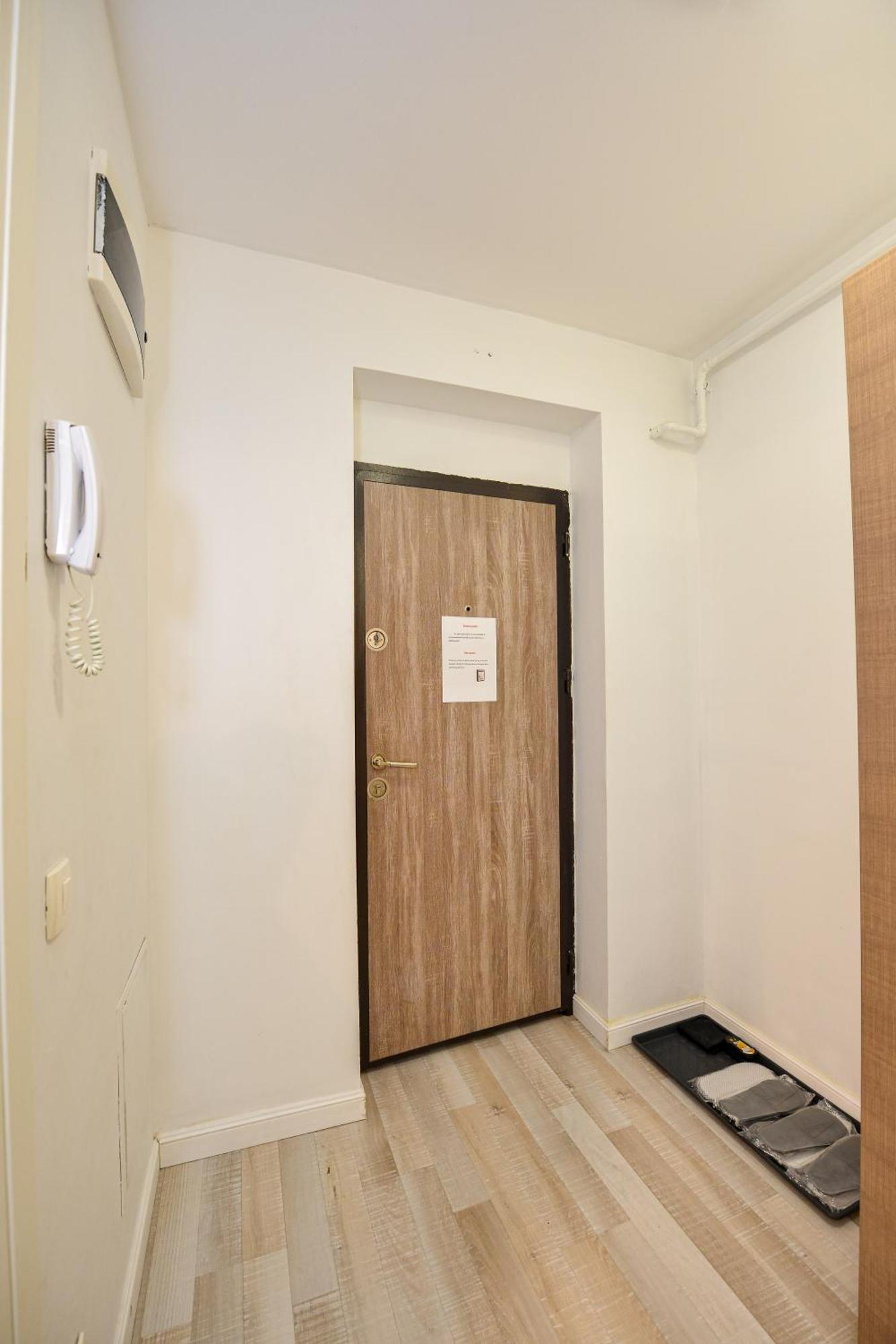 Dracula Adventure Tours Accommodation Bucureşti Eksteriør bilde