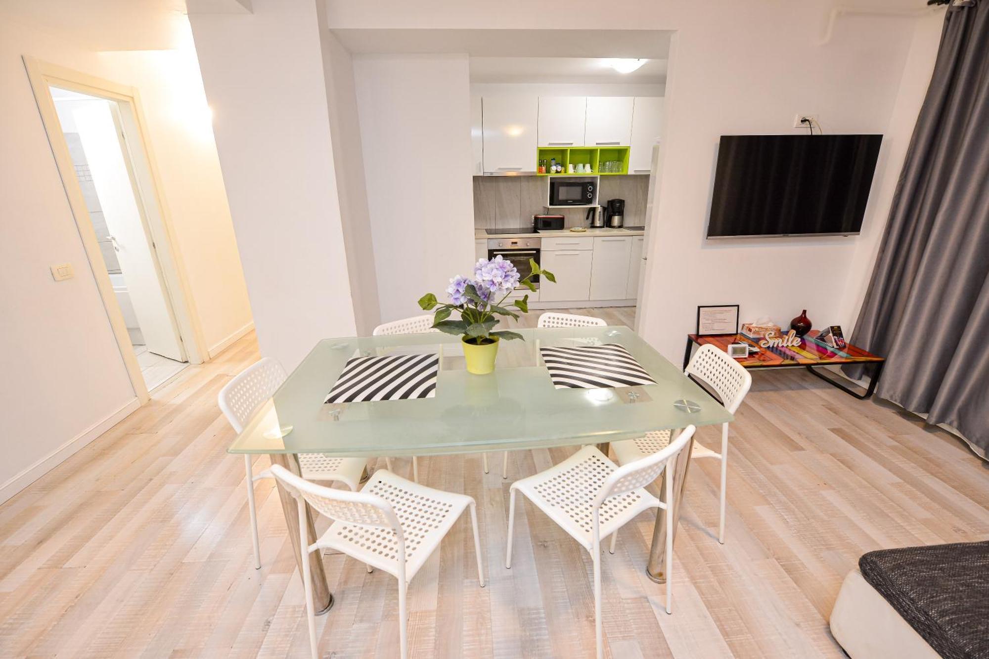 Dracula Adventure Tours Accommodation Bucureşti Eksteriør bilde