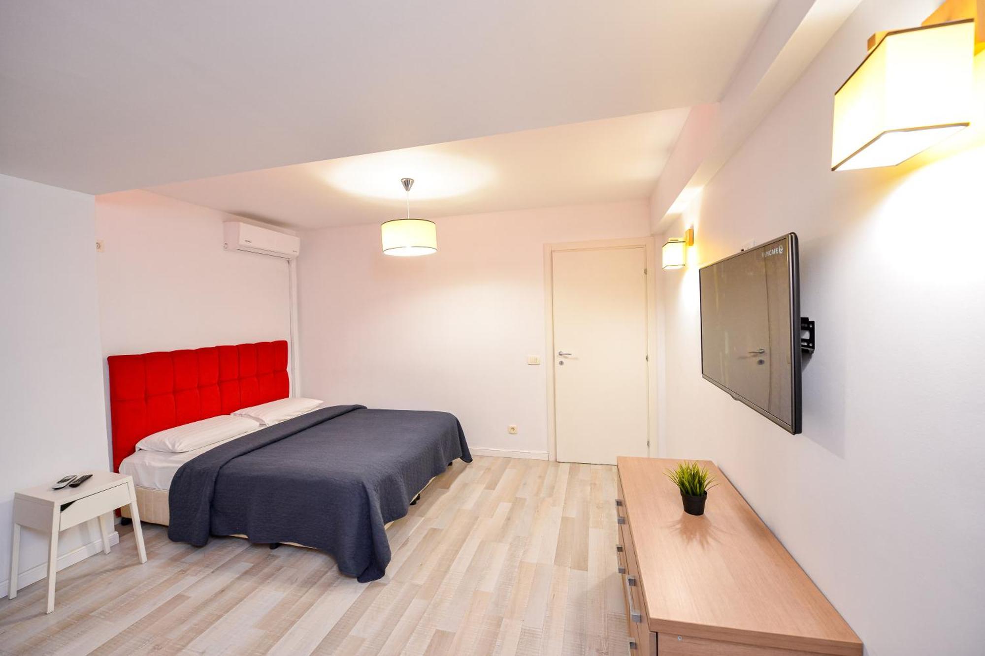 Dracula Adventure Tours Accommodation Bucureşti Eksteriør bilde
